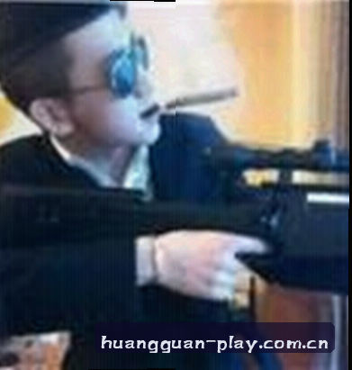 李伟